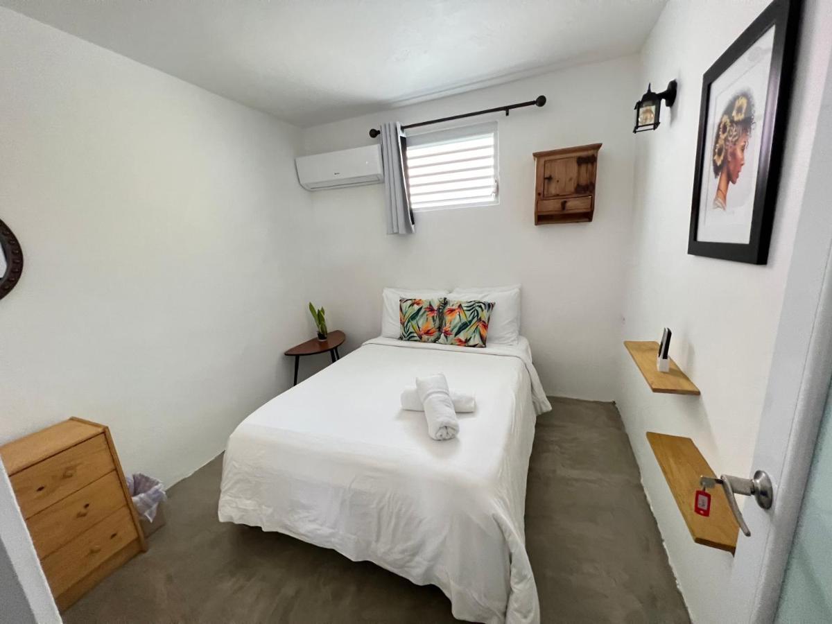 Casa Coral Hostel Luquillo Exterior photo